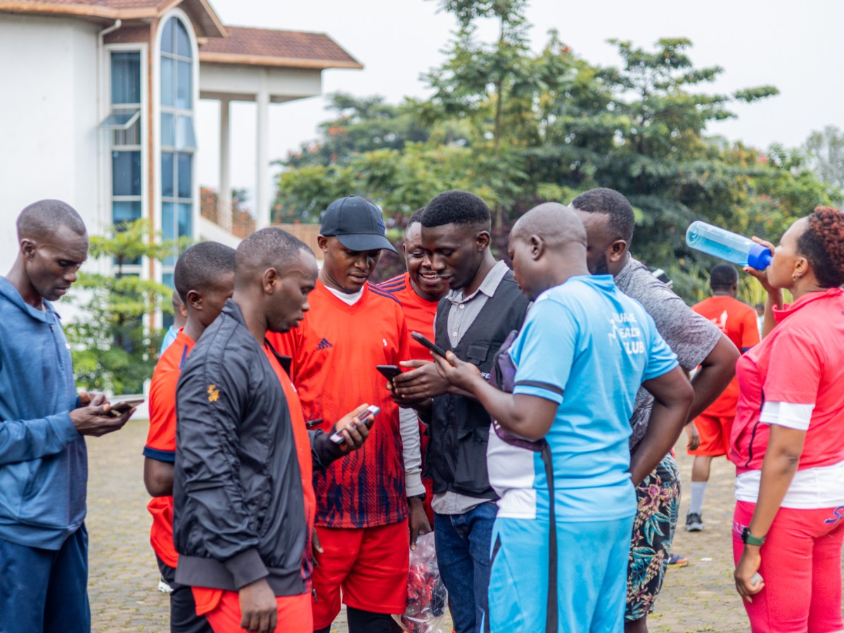 Lifesten App Hits 10,000 Users: A Milestone in&nbsp;Wellness